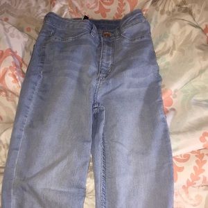 I’m selling jeans from H&M